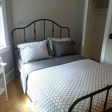 דירות Beautiful, Clean, Quiet 2 Br-In Downtown Ottawa. Parking, Wifi And Netflix Included מראה חיצוני תמונה