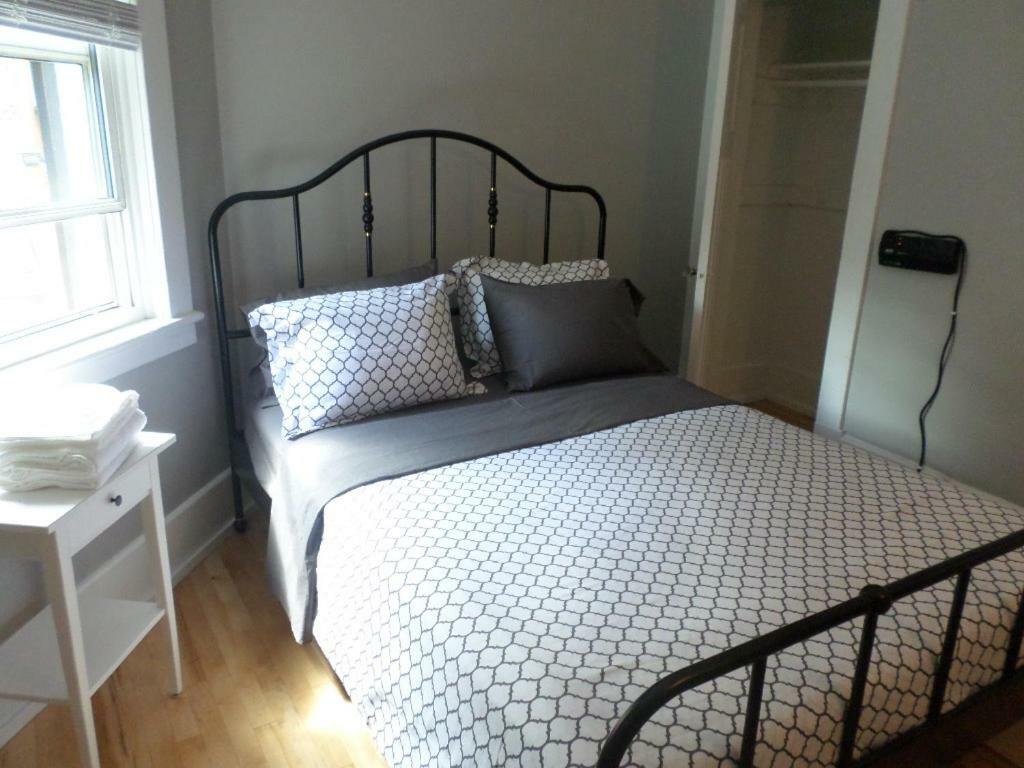 דירות Beautiful, Clean, Quiet 2 Br-In Downtown Ottawa. Parking, Wifi And Netflix Included מראה חיצוני תמונה