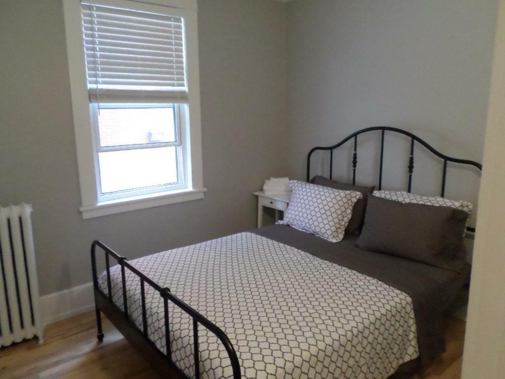 דירות Beautiful, Clean, Quiet 2 Br-In Downtown Ottawa. Parking, Wifi And Netflix Included מראה חיצוני תמונה